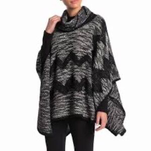 Vertigo Lambswool Blend Gray & Black Chevron Cowl Neck Poncho EUC